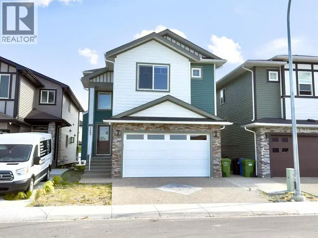 123 Saddlecrest Grove Ne, Calgary
