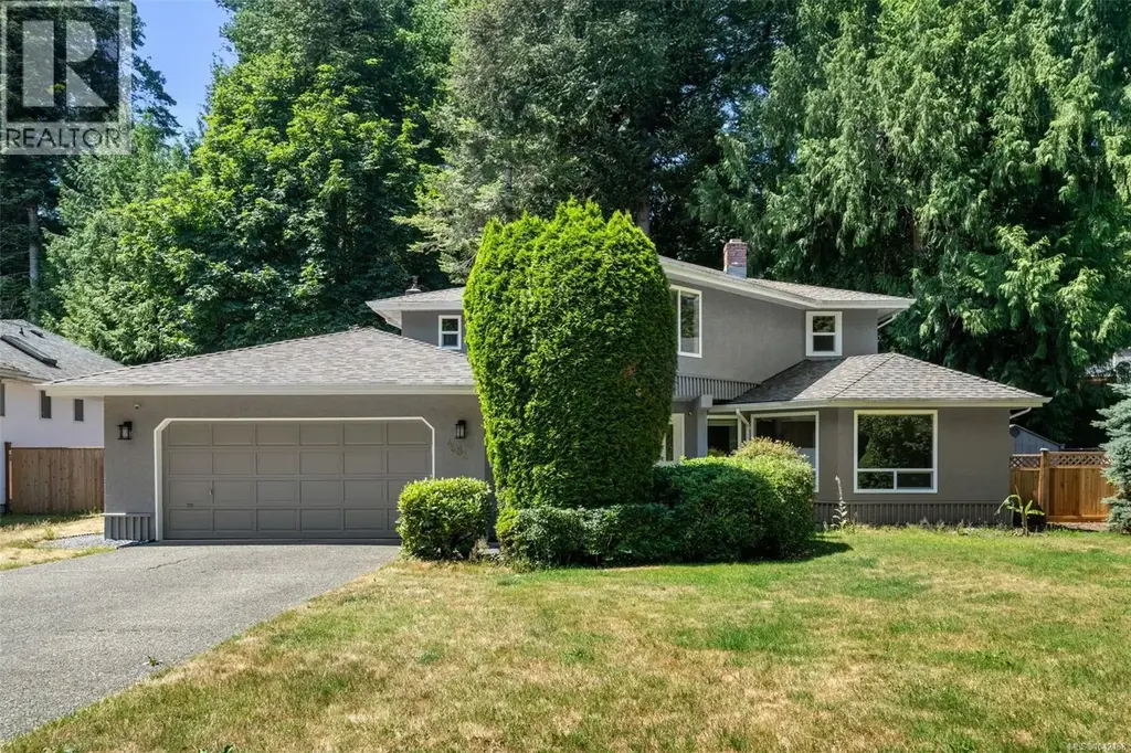4682 Lochside Dr, Saanich