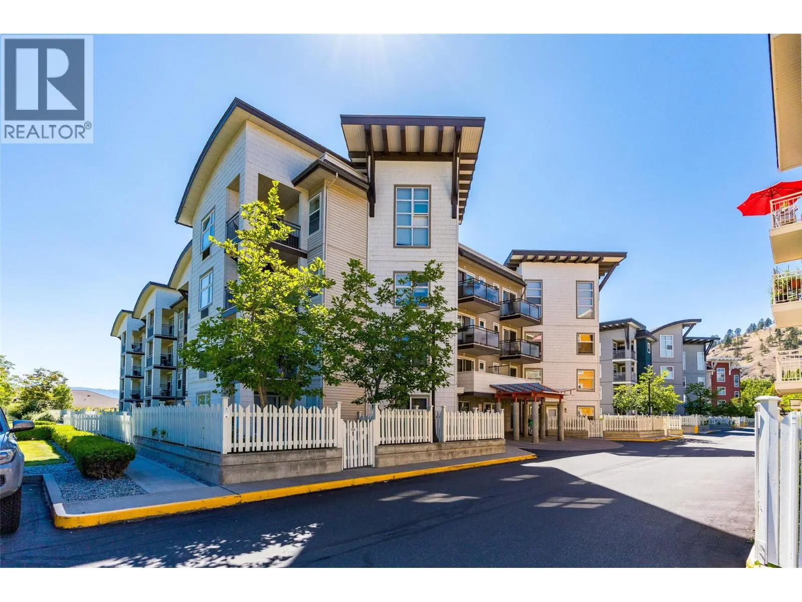 Photo of Listing #10394049