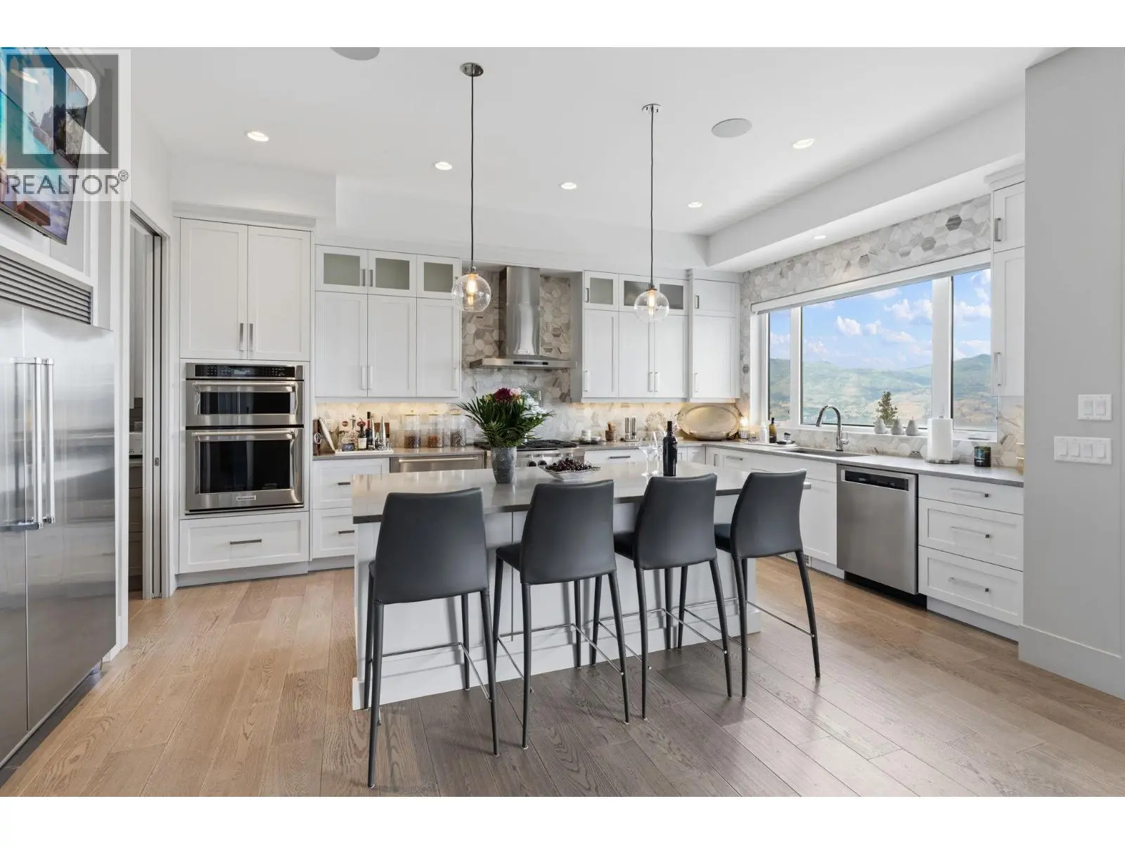 3350 Vineyard View Drive. West Kelowna, British Columbia