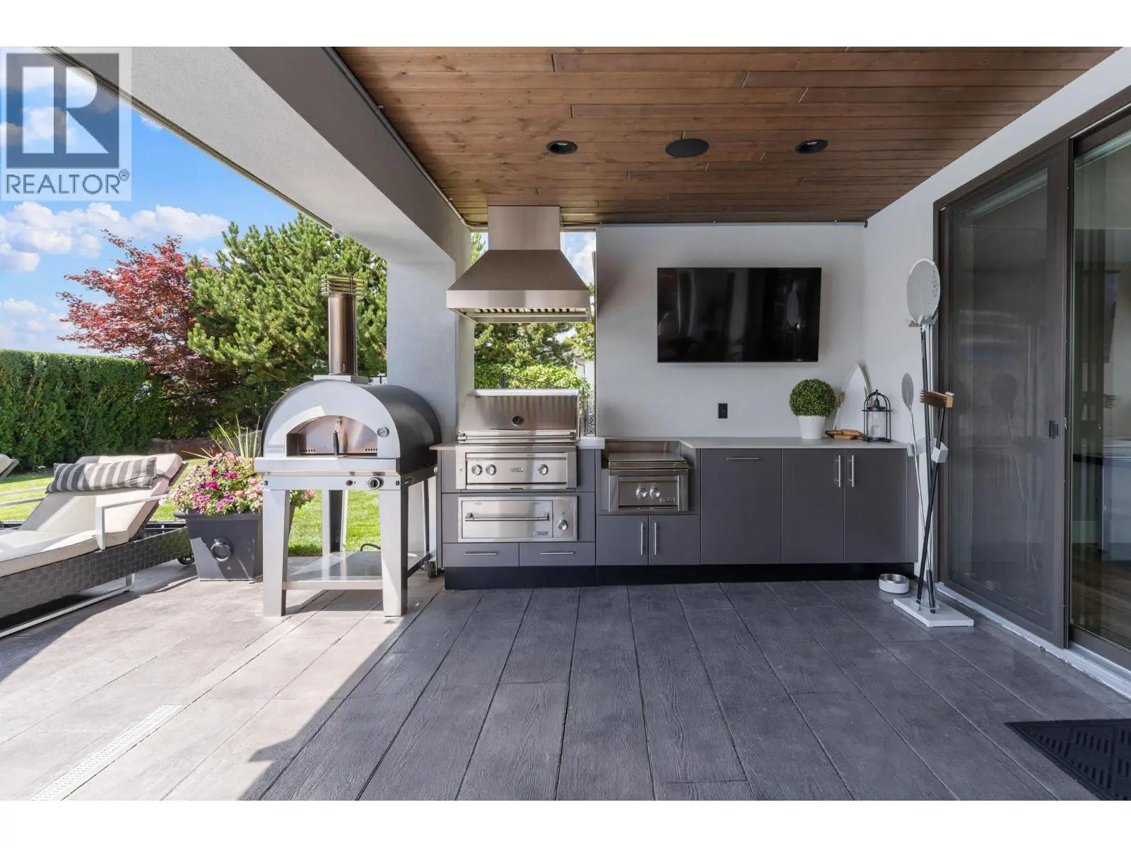 3350 Vineyard View Drive. West Kelowna, British Columbia