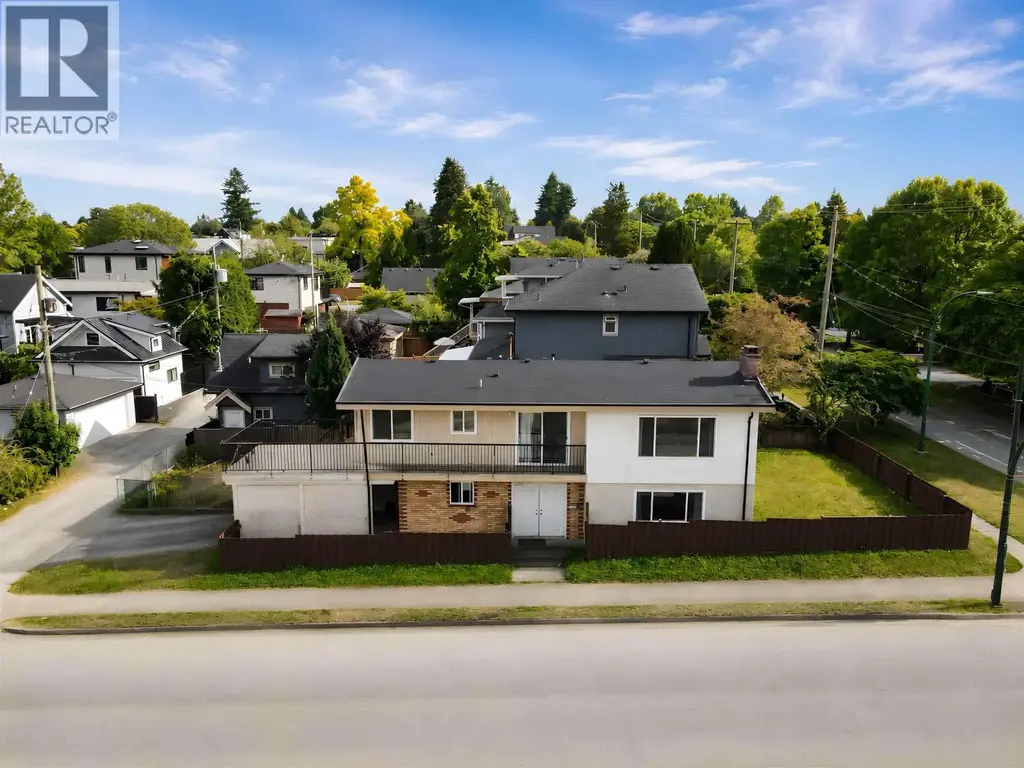 1020 E King Edward Avenue, Vancouver