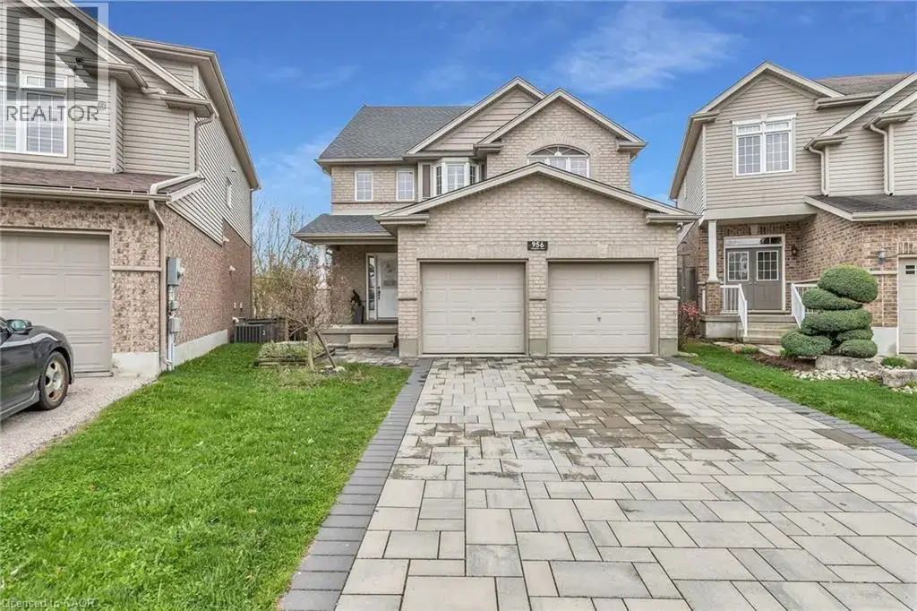 956 Banffshire Court, Kitchener