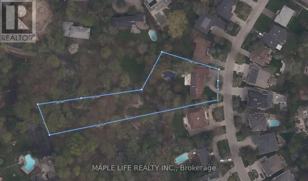 16 Brian Cliff Drive, Toronto (Banbury-Don Mills)