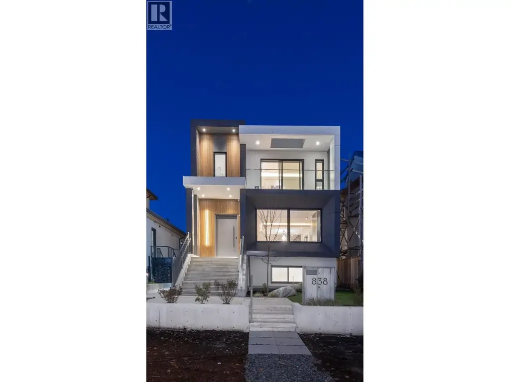838 E 14th Street, North Vancouver