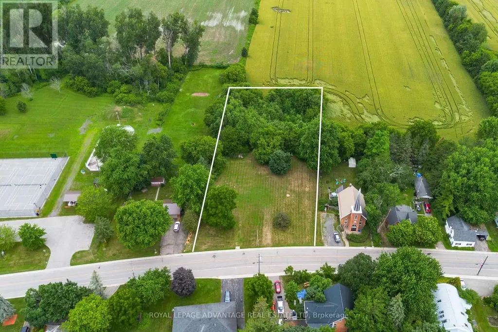 10561 Main Street, North Dundas