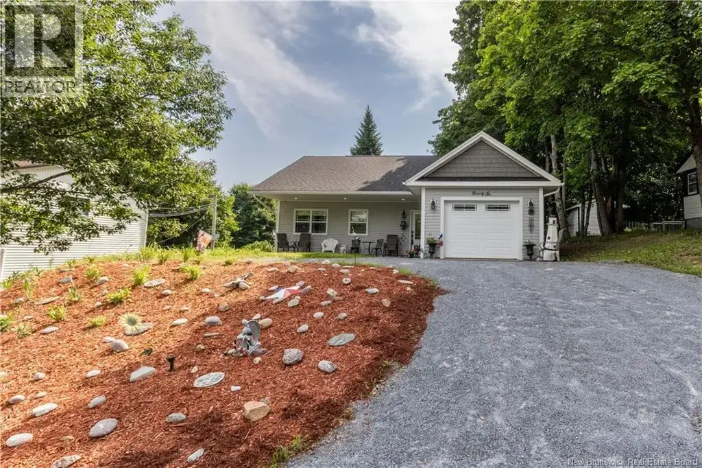 76 Pleasant Avenue, Sussex