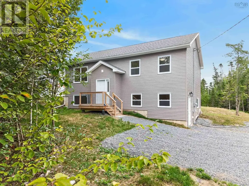 165 Ostrea Lake Road, Musquodoboit Harbour
