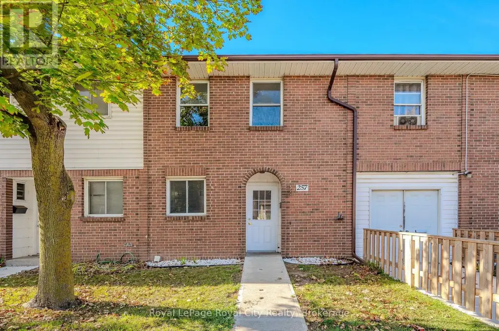 257 - 31 Greengate Road, Guelph (Junction/Onward Willow)