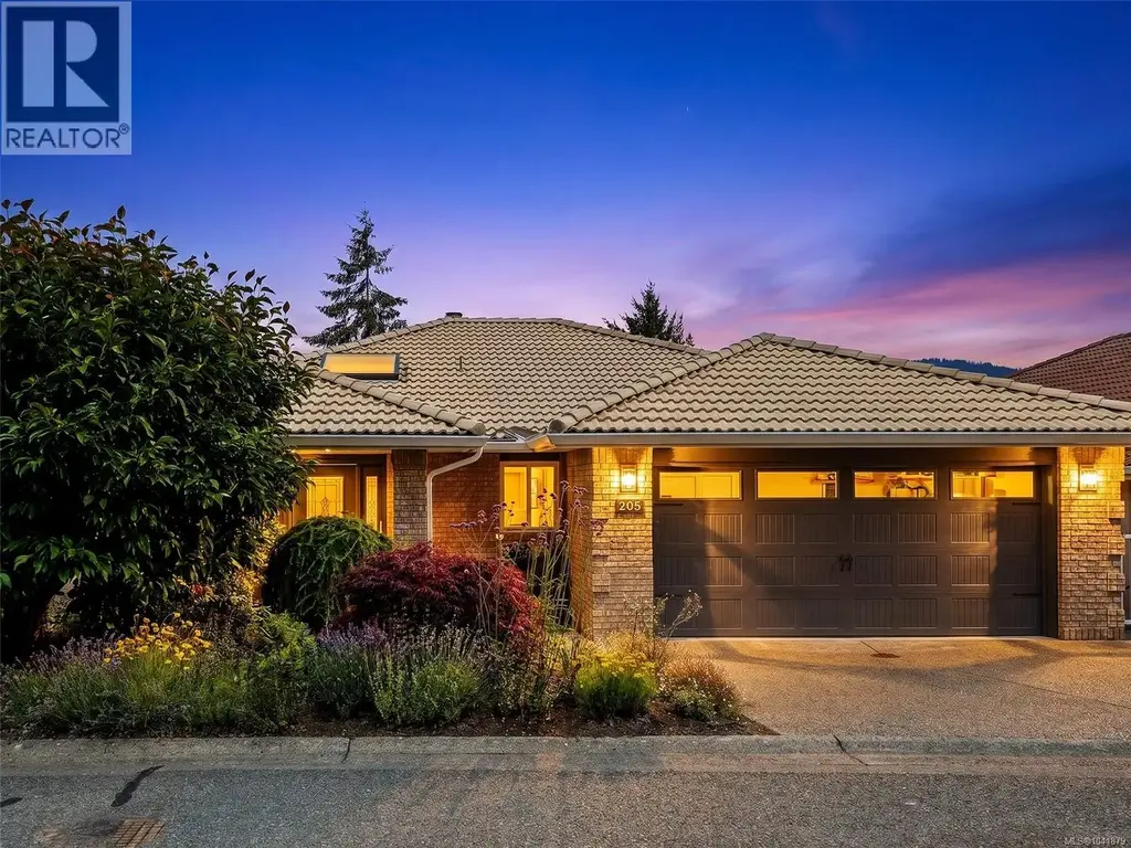 205 Marine Dr, Cobble Hill