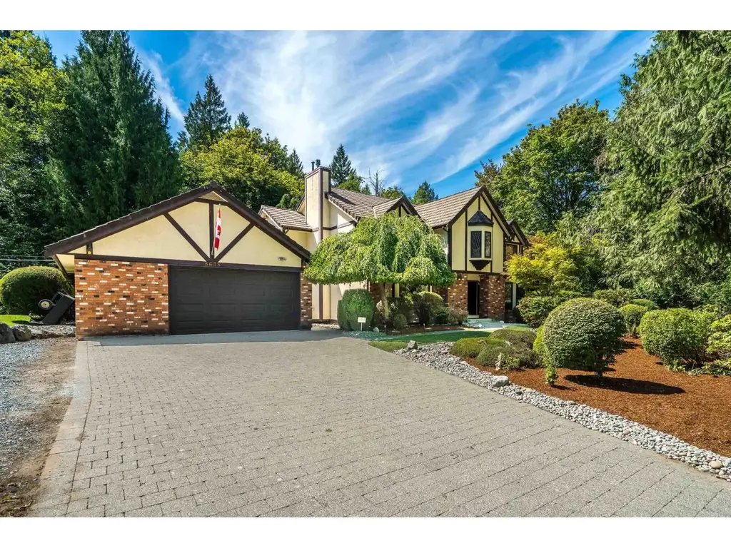 8675 222a Street, Langley