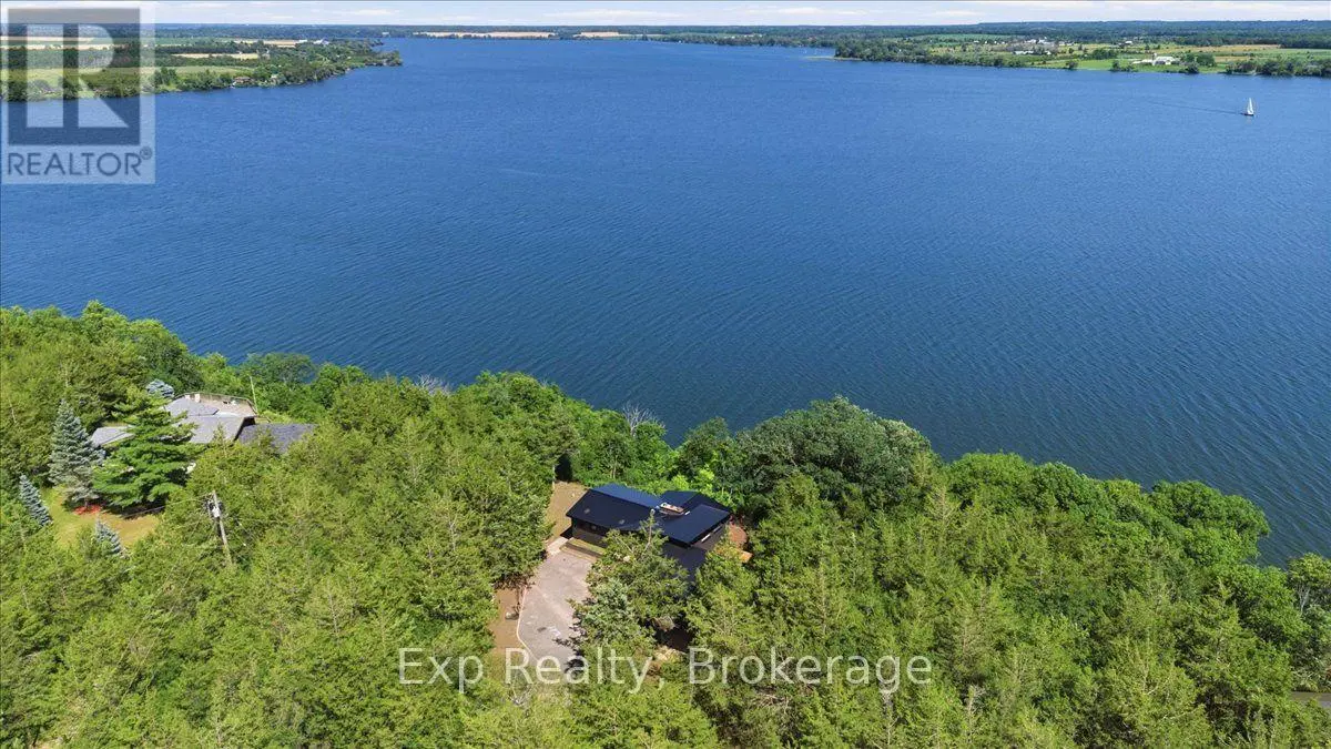 23 Sidney Shore Lane, Prince Edward County (Sophiasburg Ward)