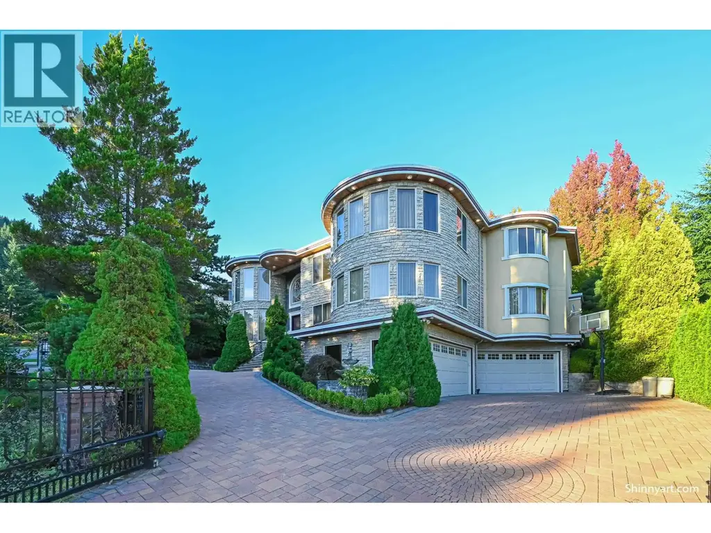 3063 Plateau Boulevard, Coquitlam