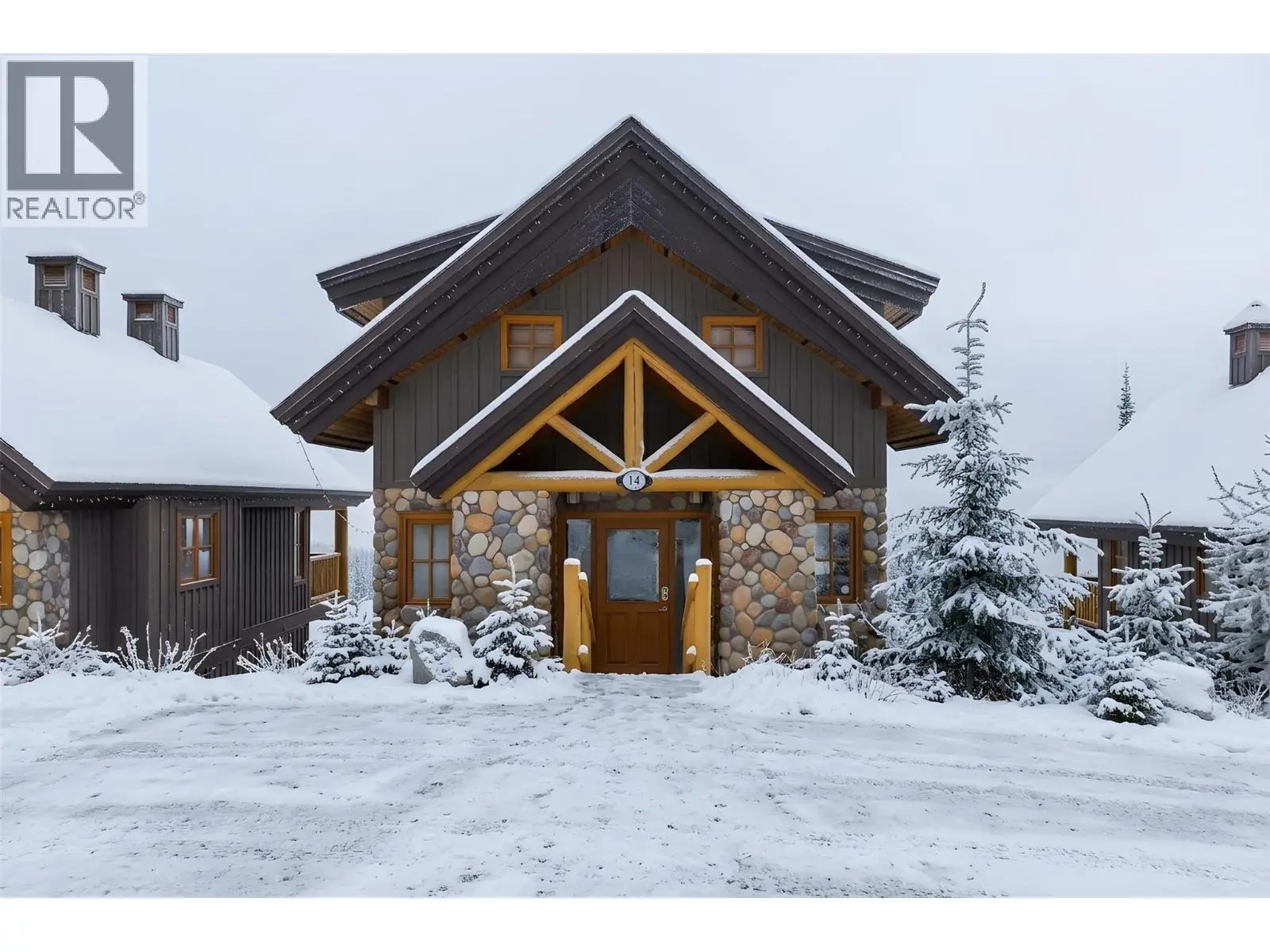 Photo of Listing #10393893