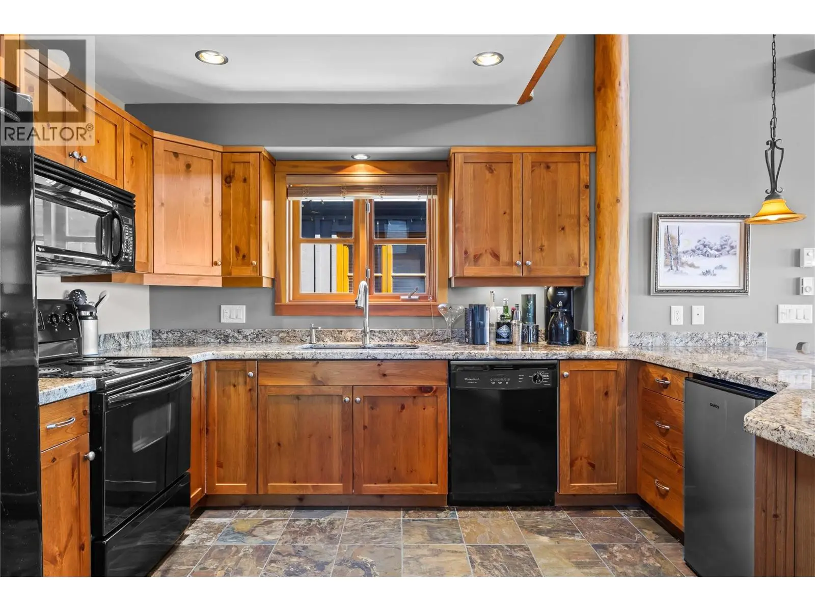 360 Whitehorse Lane Unit# 14. Big White, British Columbia