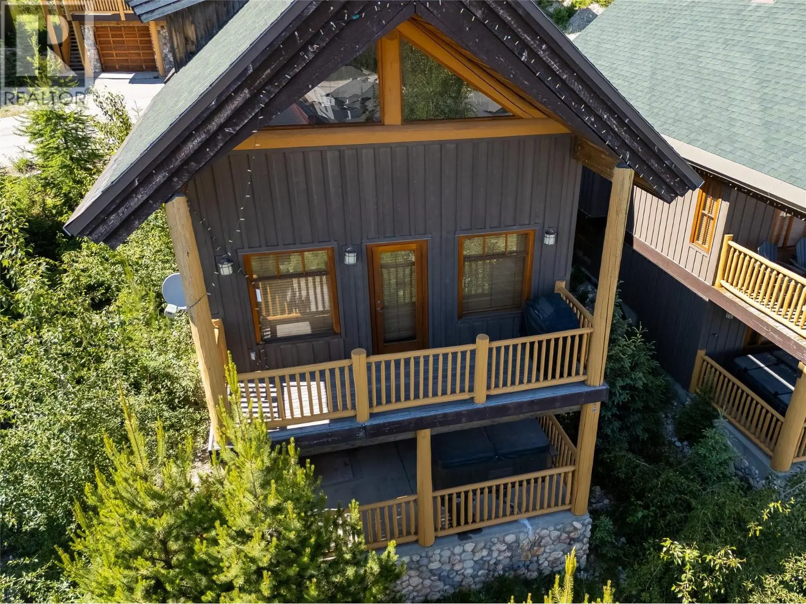 360 Whitehorse Lane Unit# 14. Big White, British Columbia
