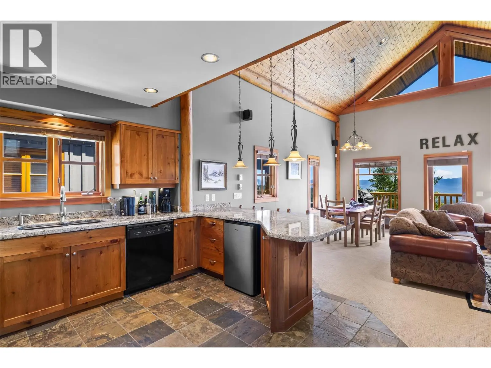 360 Whitehorse Lane Unit# 14. Big White, British Columbia