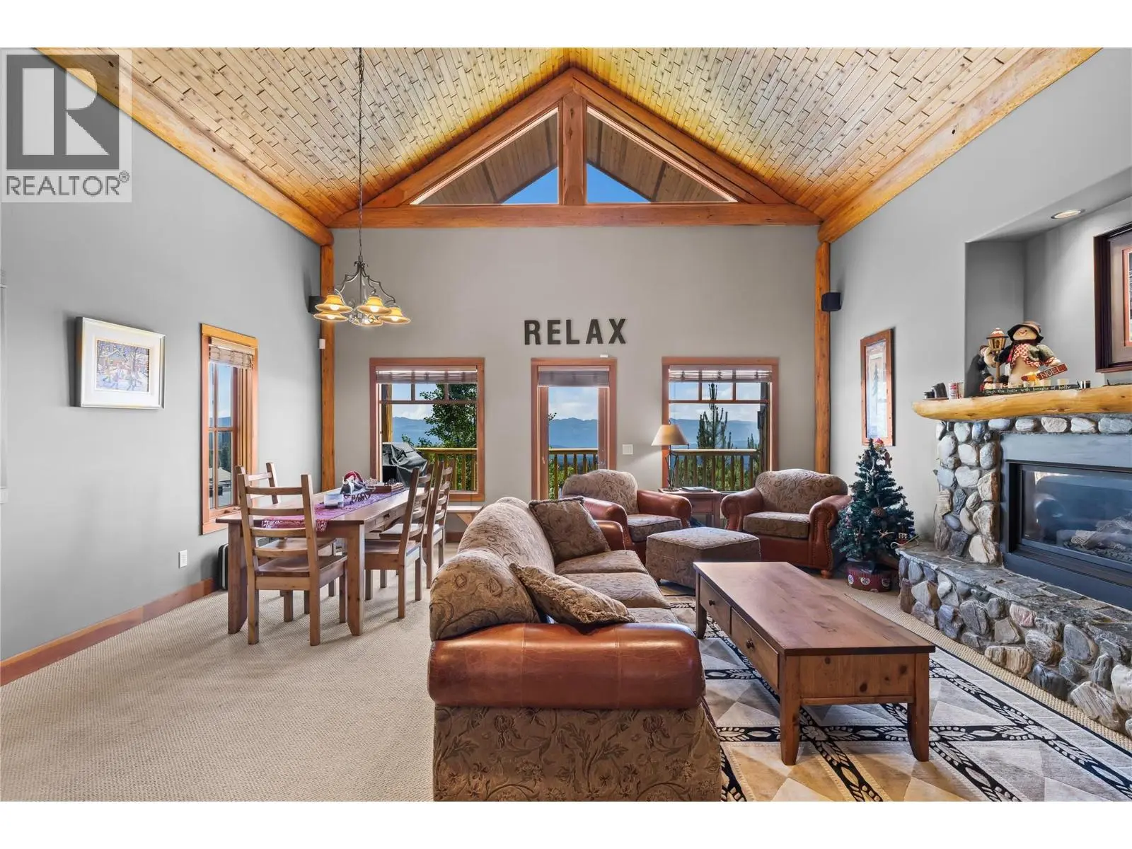 360 Whitehorse Lane Unit# 14. Big White, British Columbia