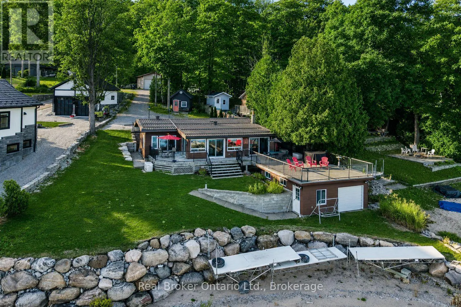 417 Pheasant Lane, Midland