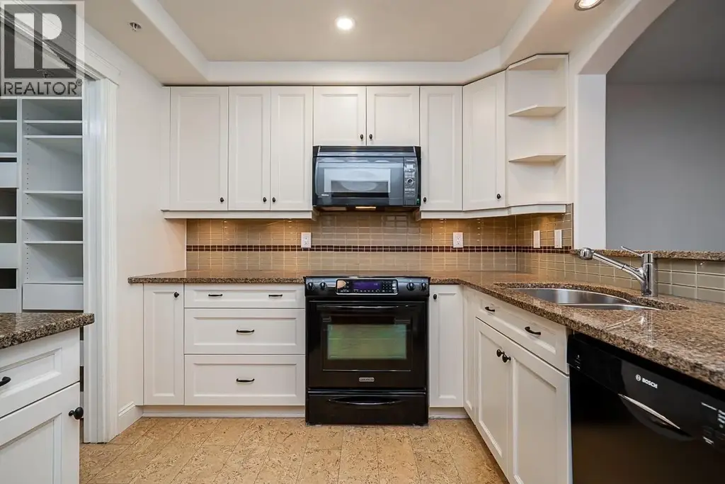 213 220 Newport Drive, Port Moody
