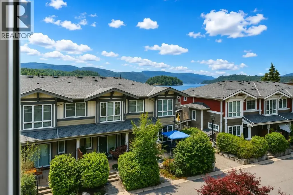 5964 Oldmill Lane, Sechelt