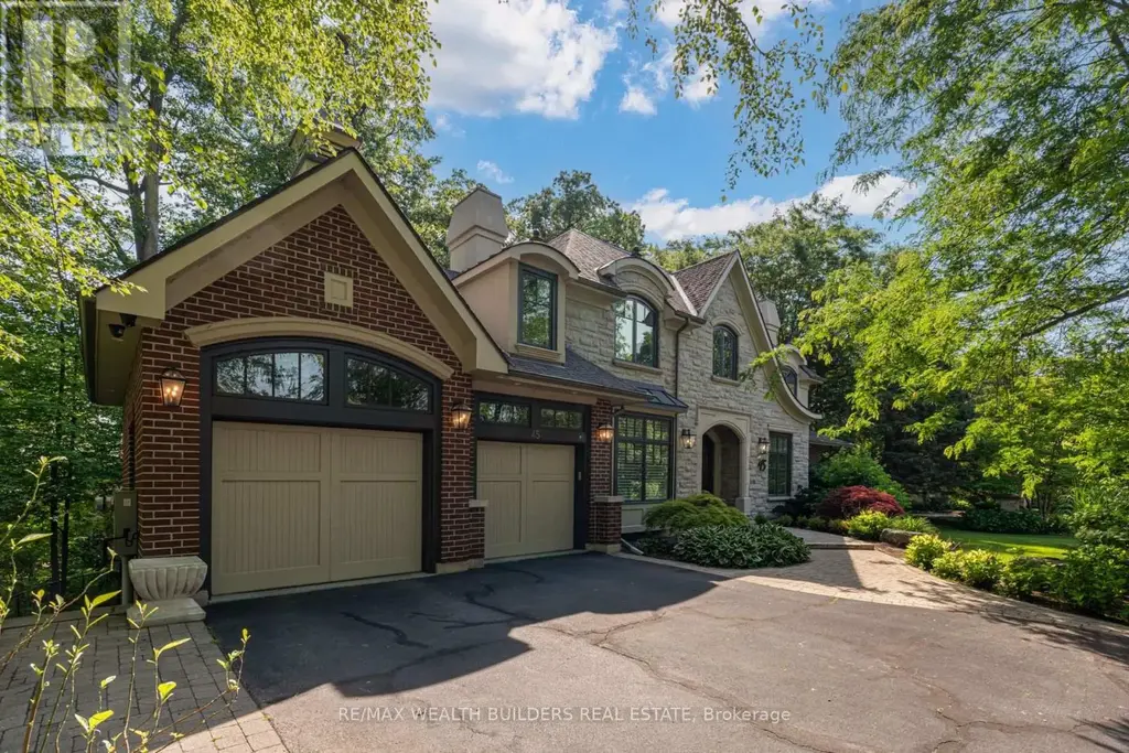45 Shorewood Place, Oakville (SW Southwest)