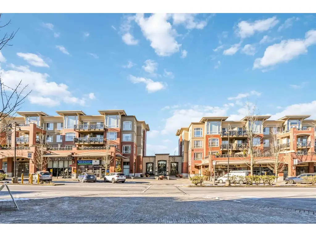 421 2970 King George Boulevard, Surrey