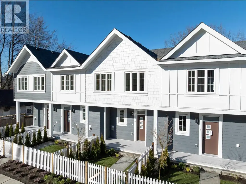 3 2808 St. George Street, Port Moody