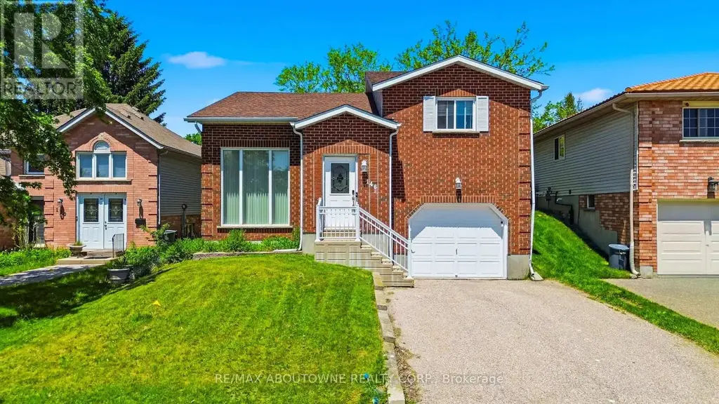 Upper - 146 Bankside Drive N, Kitchener