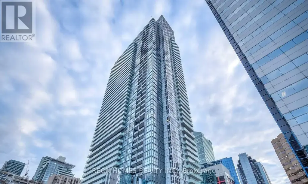 2009 - 300 Front Street, Toronto (Waterfront Communities)