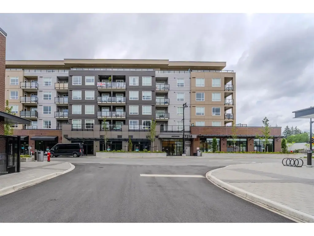 509 27218 Aldergrove Town Centre Drive, Langley