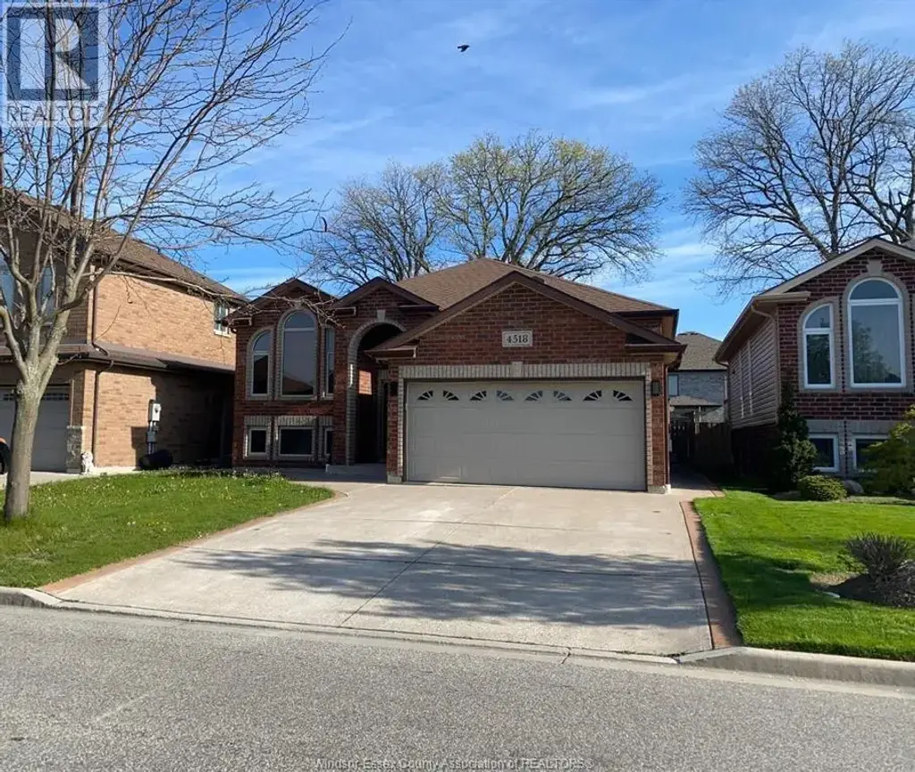 4518 Helsinki Crescent, Windsor