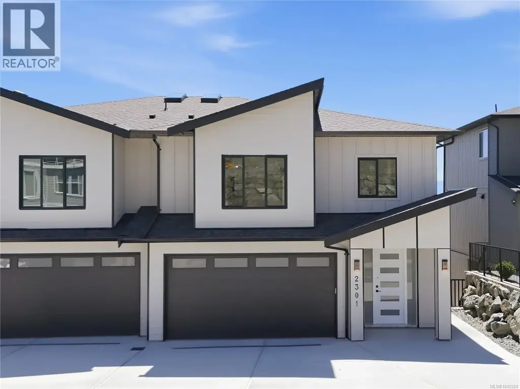 2301 Hudson Terr, Sooke