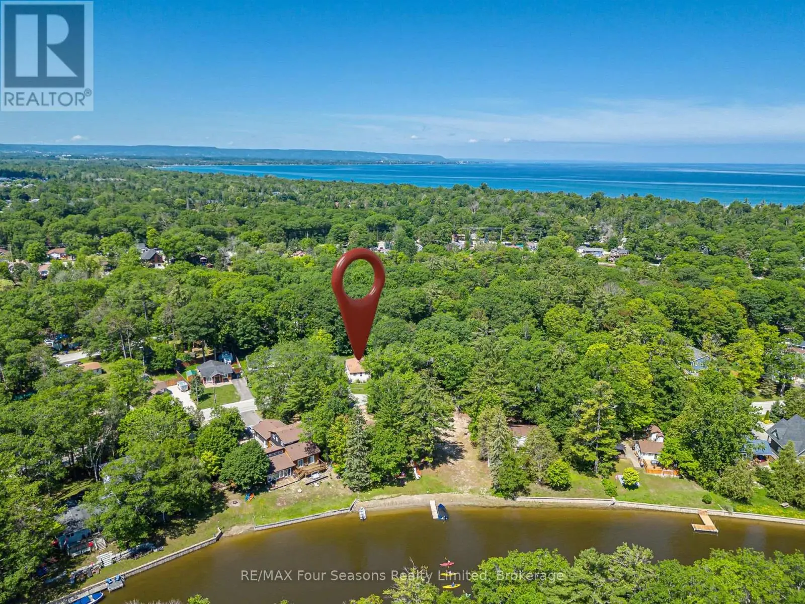 511 Oxbow Park Drive, Wasaga Beach