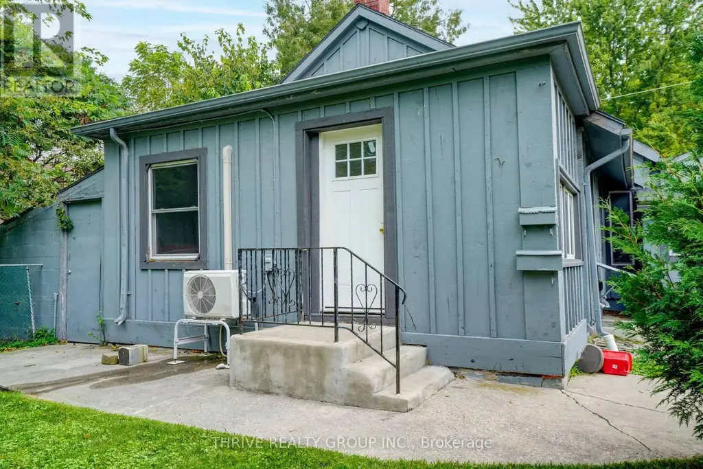 3 - 86 Wilson Avenue, London North (North N)