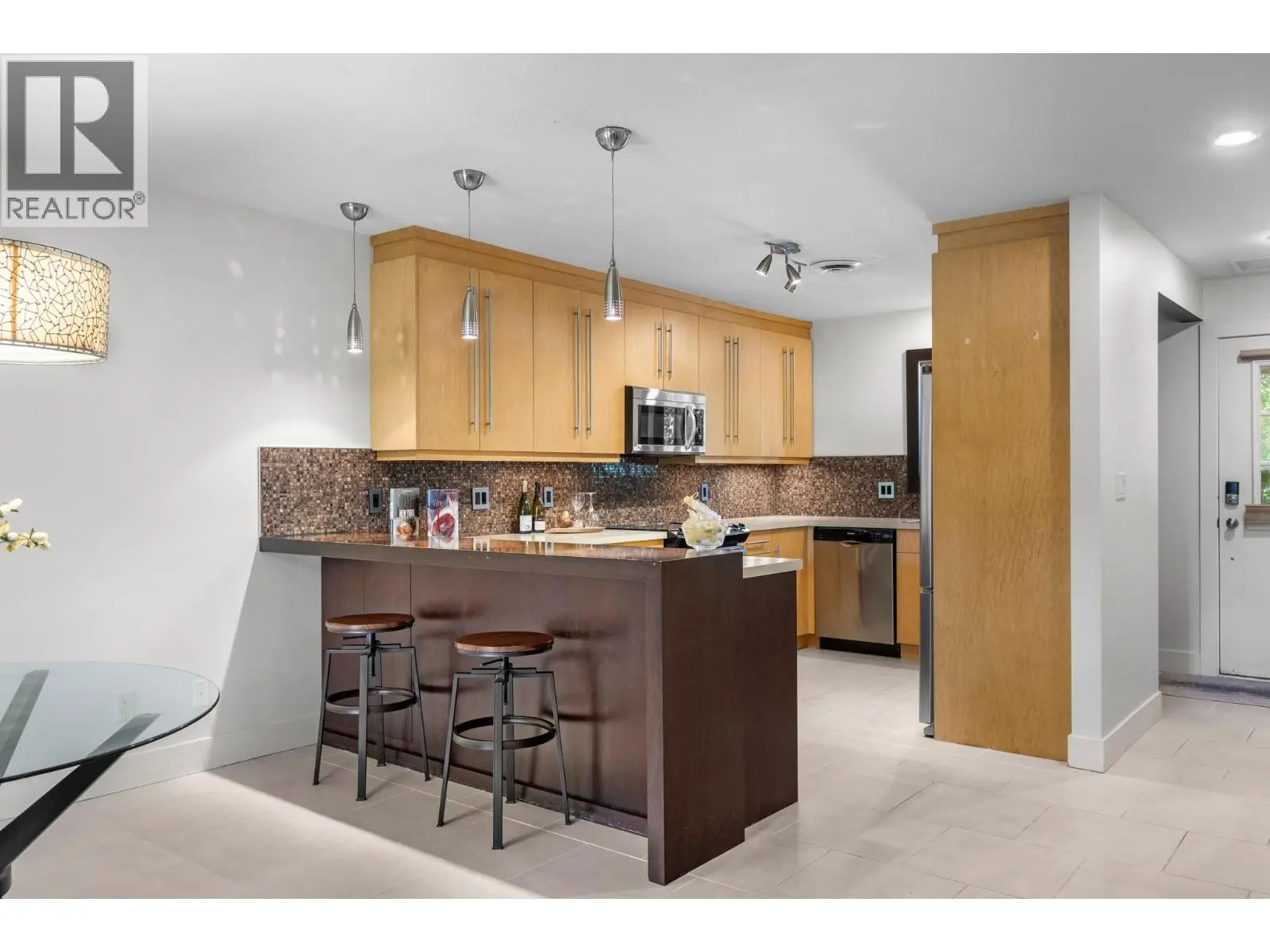 1870 Parkinson Way Unit# 201. Kelowna, British Columbia