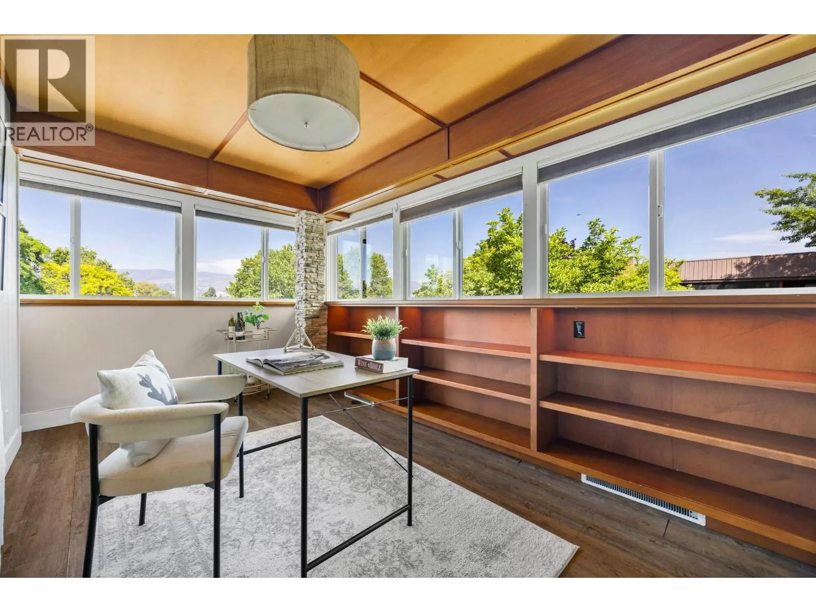 1870 Parkinson Way Unit# 201. Kelowna, British Columbia