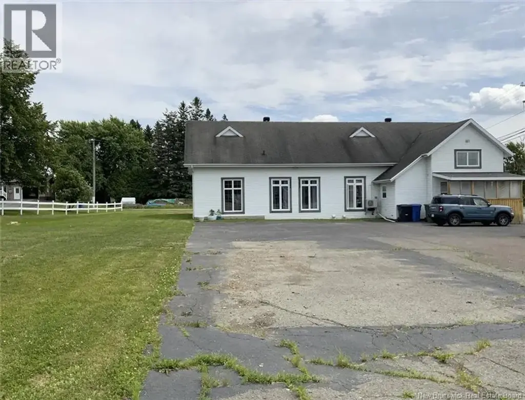 79 Principale Street, Rivière-Verte