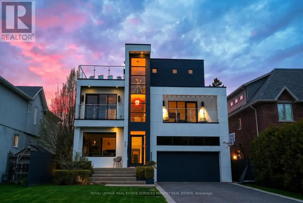 647 Montbeck Crescent, Mississauga (Lakeview)