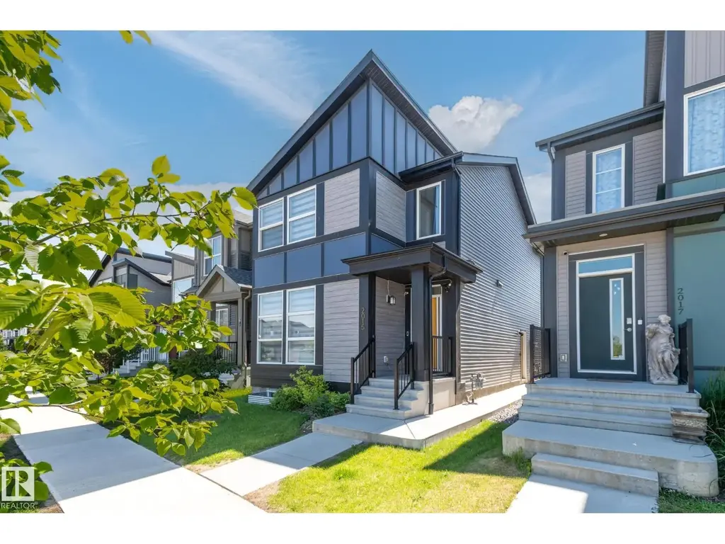 2015 Desrochers Dr Sw, Edmonton