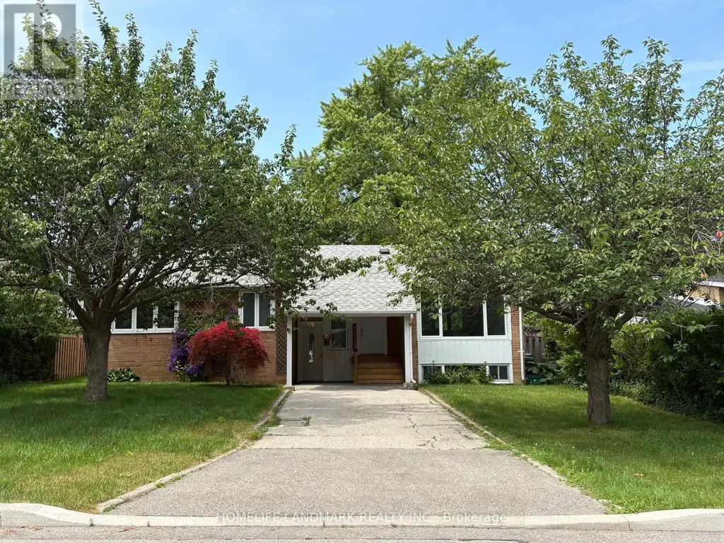 73 Berkinshaw Crescent, Toronto (Banbury-Don Mills)