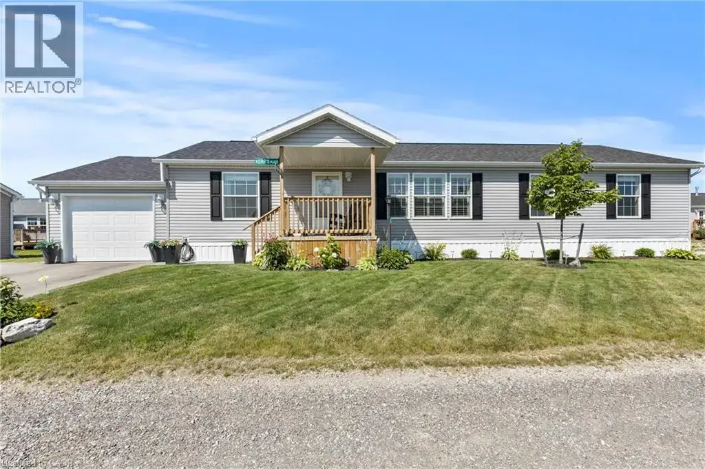 13 Hickory Hollow, Nanticoke