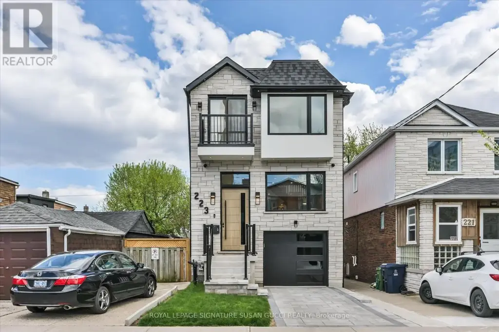223 Queensdale Avenue, Toronto (Danforth Village-East York)