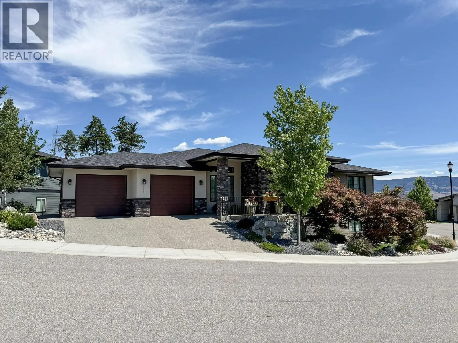 165 Summer Wood Drive. Kelowna, British Columbia