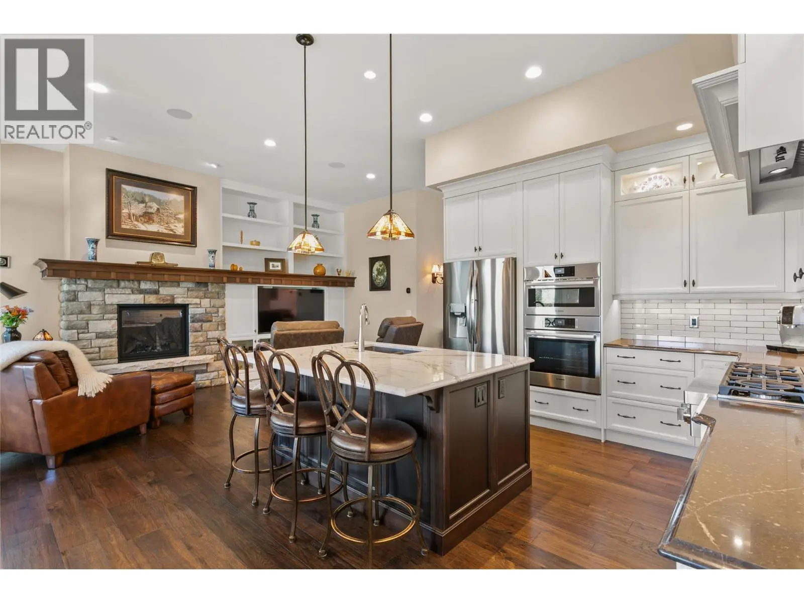 165 Summer Wood Drive. Kelowna, British Columbia