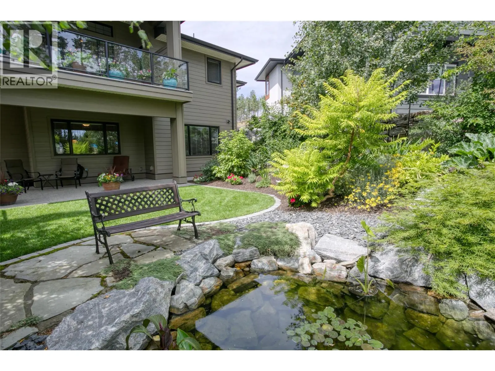 165 Summer Wood Drive. Kelowna, British Columbia