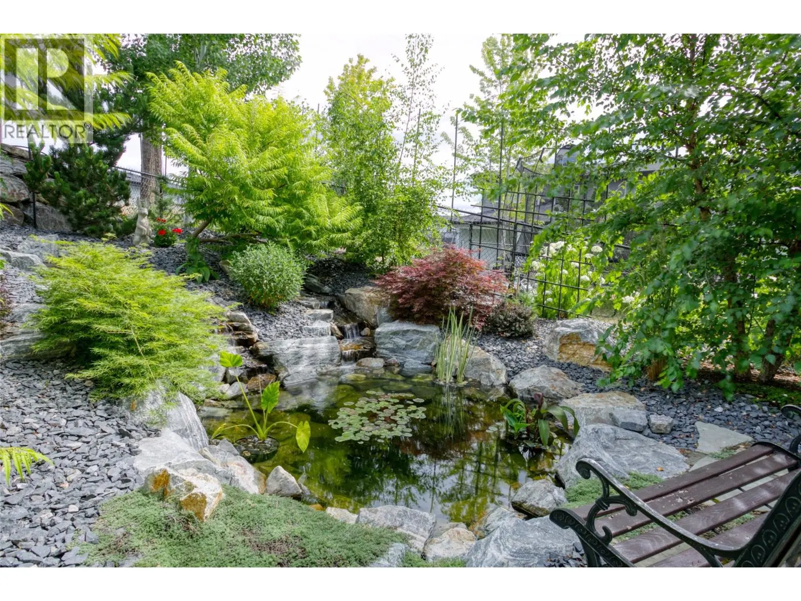 165 Summer Wood Drive. Kelowna, British Columbia