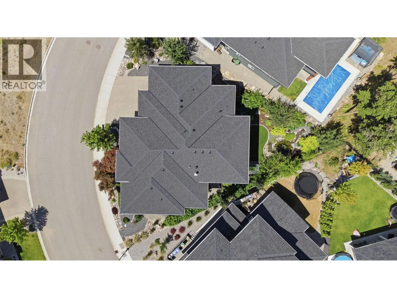 165 Summer Wood Drive. Kelowna, British Columbia