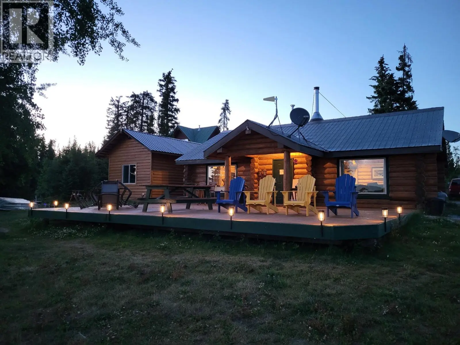 Cabin 4 Hatheume Lake Road. Peachland, British Columbia