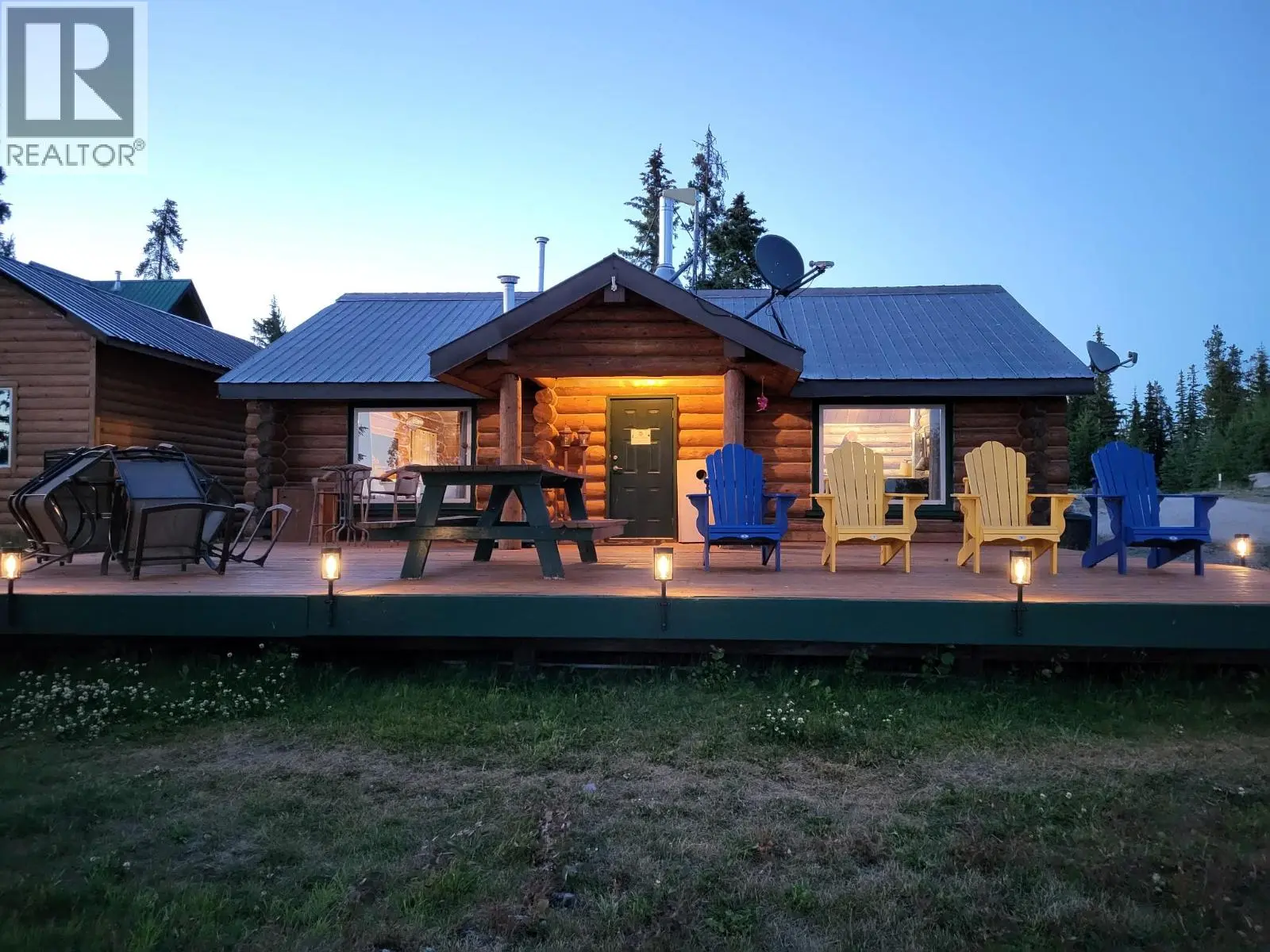 Cabin 4 Hatheume Lake Road. Peachland, British Columbia